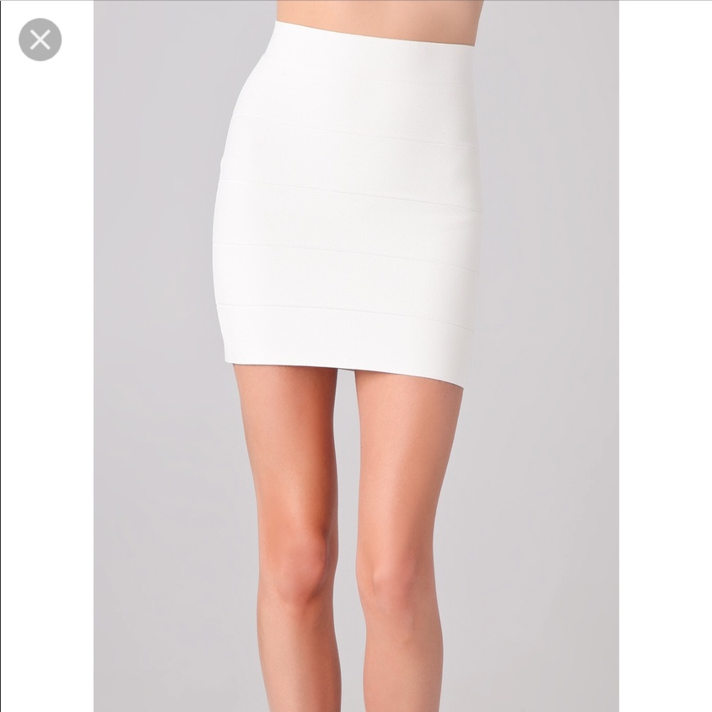NWOT BCBG Simone Power Mini Bandage Skirt
